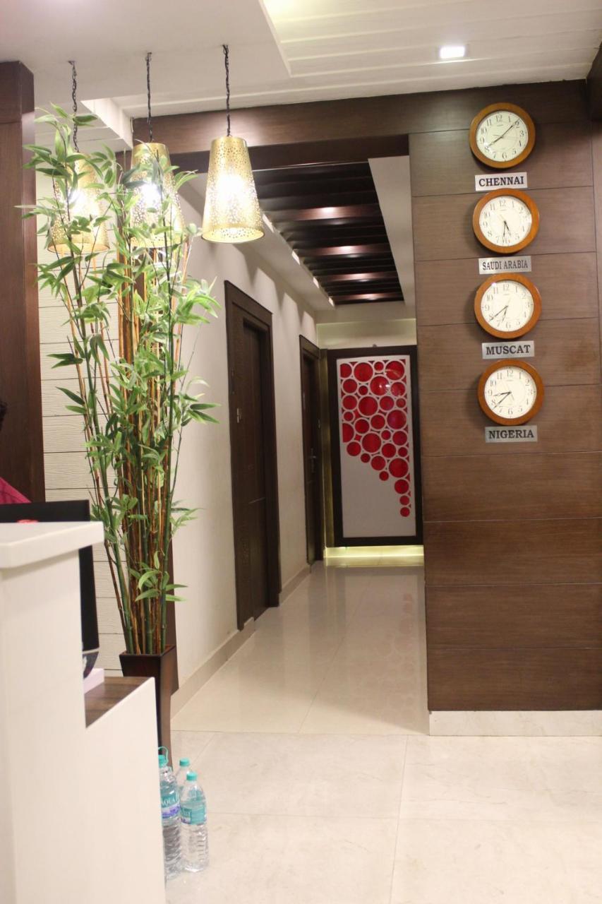 Sky Gate Hotel Near Apollo Main, Women'S & Children'S Us Consulate Sankara Netralaya Goethe Institute Prestigepalladium Shastri Bhavan Senmozhi Poonga Raj Ratnam Stadium Taj Coromandal India Oil Bhavan Dr Mohan'S Diabetics Vac Madras Buitenkant foto